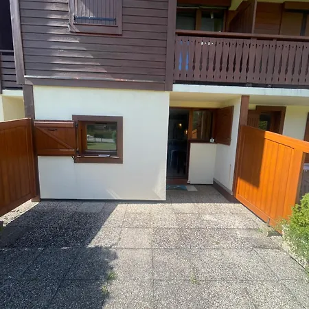 Le Jaillet Apartment
